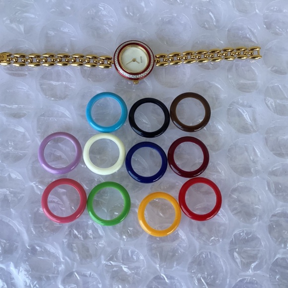 Vintage Gucci 11/12.2 Interchangeable Bezel Watch Gold Tone Near Mint Condition - Picture 3 of 16